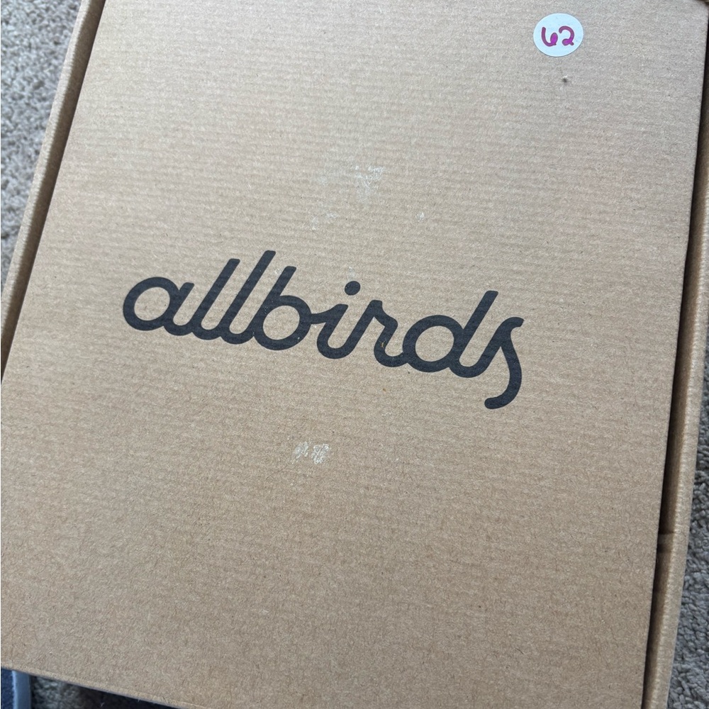 Allbirds Women's Sneakers never worn - Picture 7 of 9